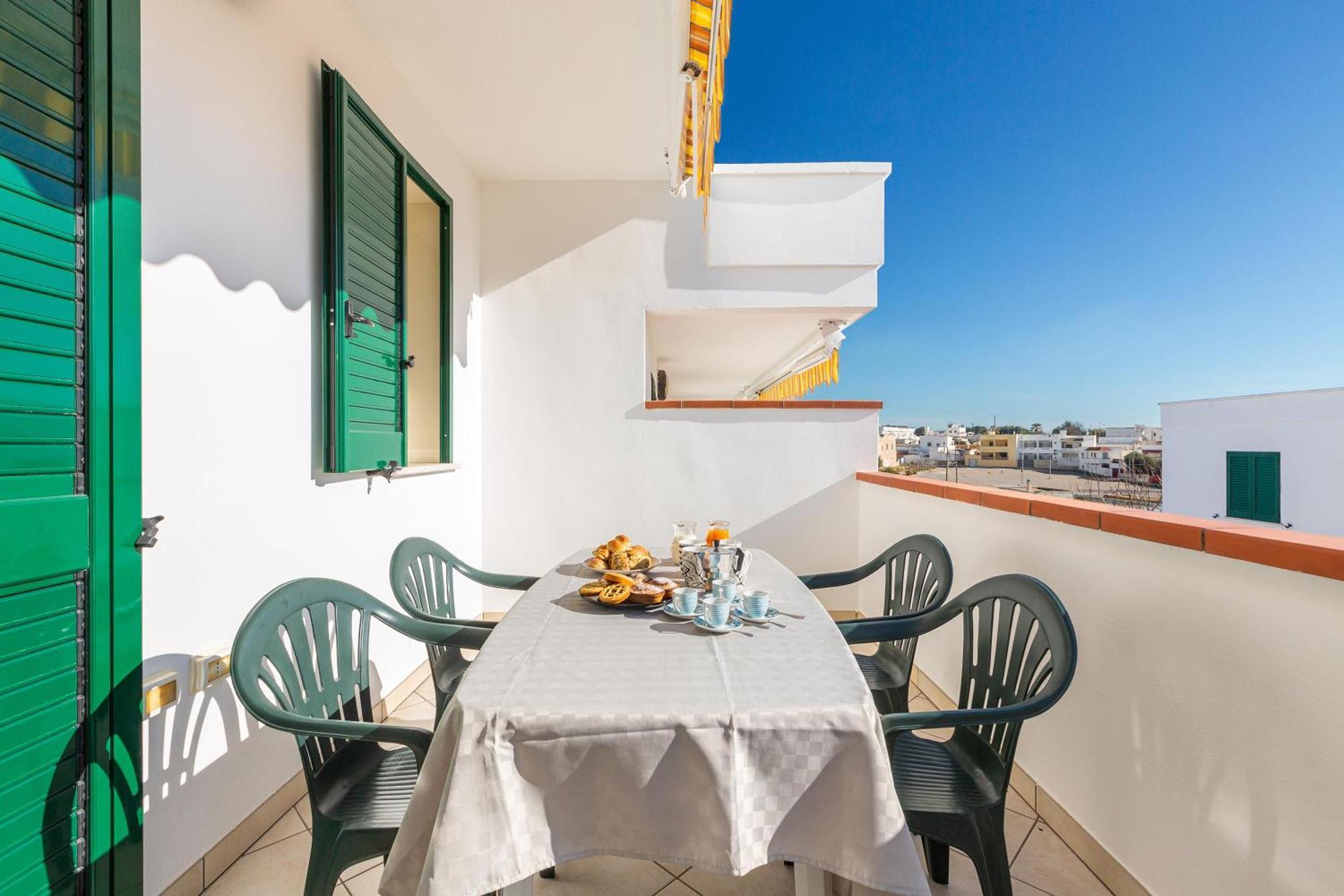 Blusea Beach Apartments San Pietro in Bevagna Extérieur photo